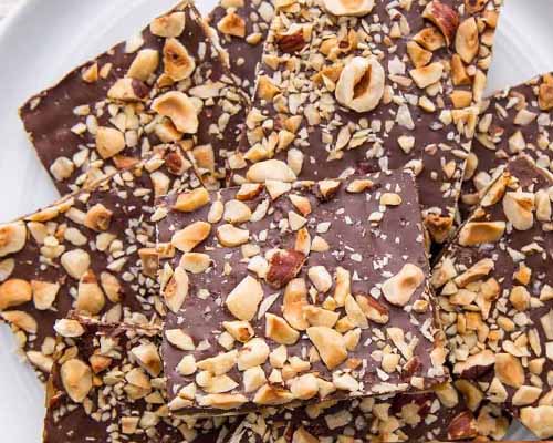 شکلات آجیلی